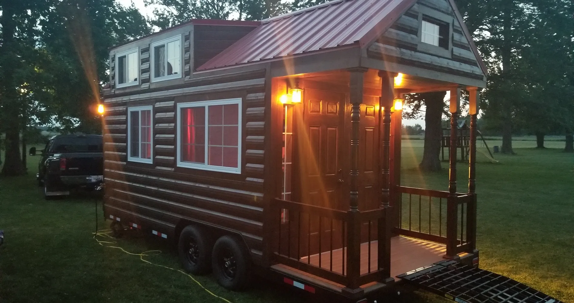 Buckshots Tiny Homes and Cabins - Logo